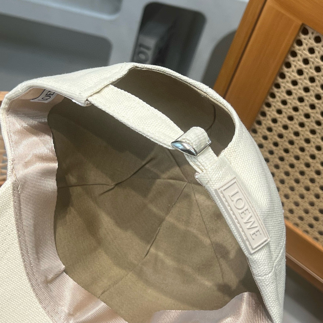 Loewe Cap