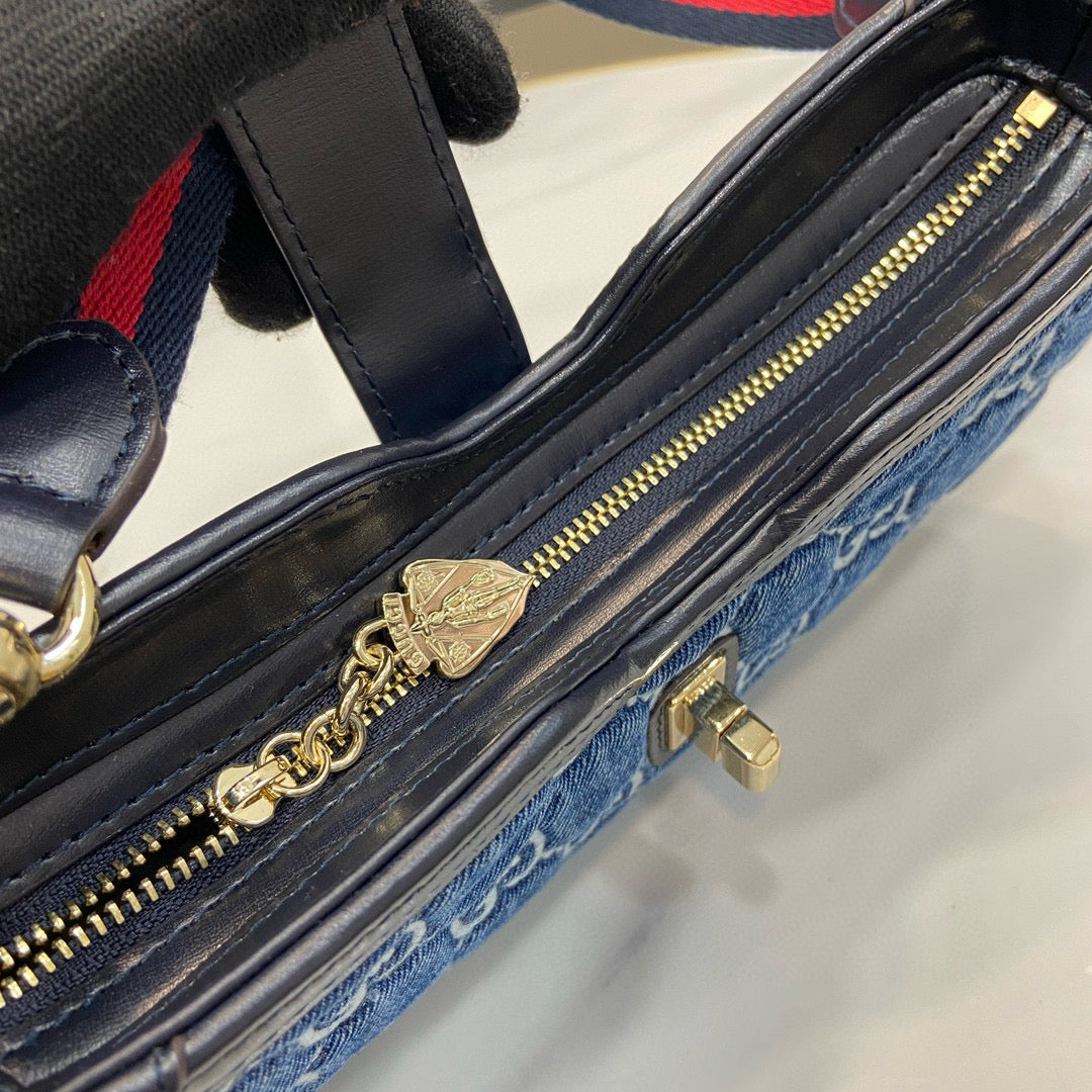 GC Shoulder Bag