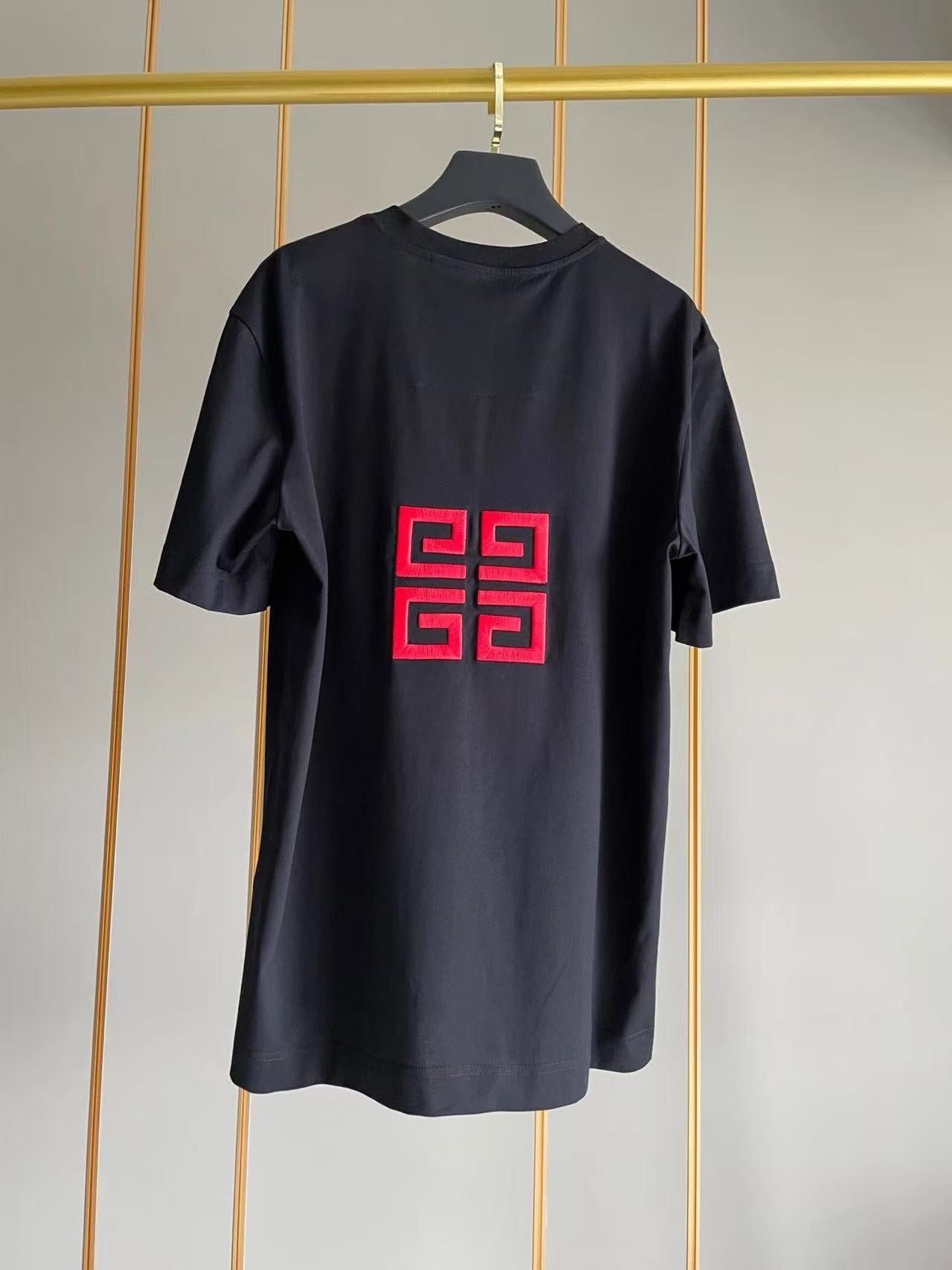 GVC T-Shirt (Size L / Chest 116)