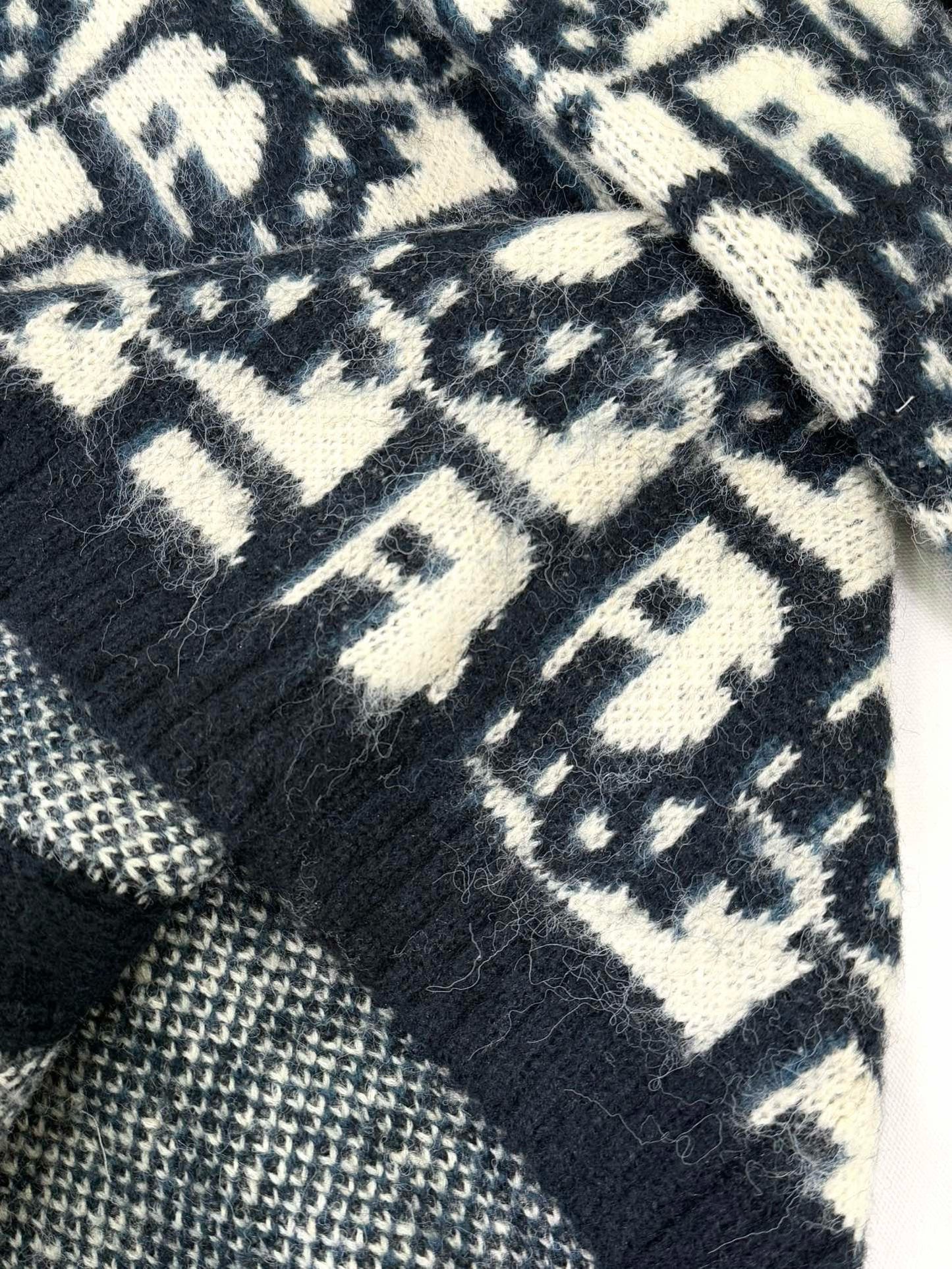 CD Cardigan