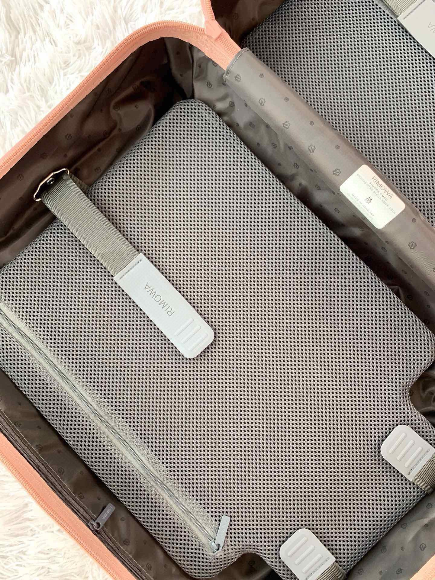 Rimowa Luggage Essential