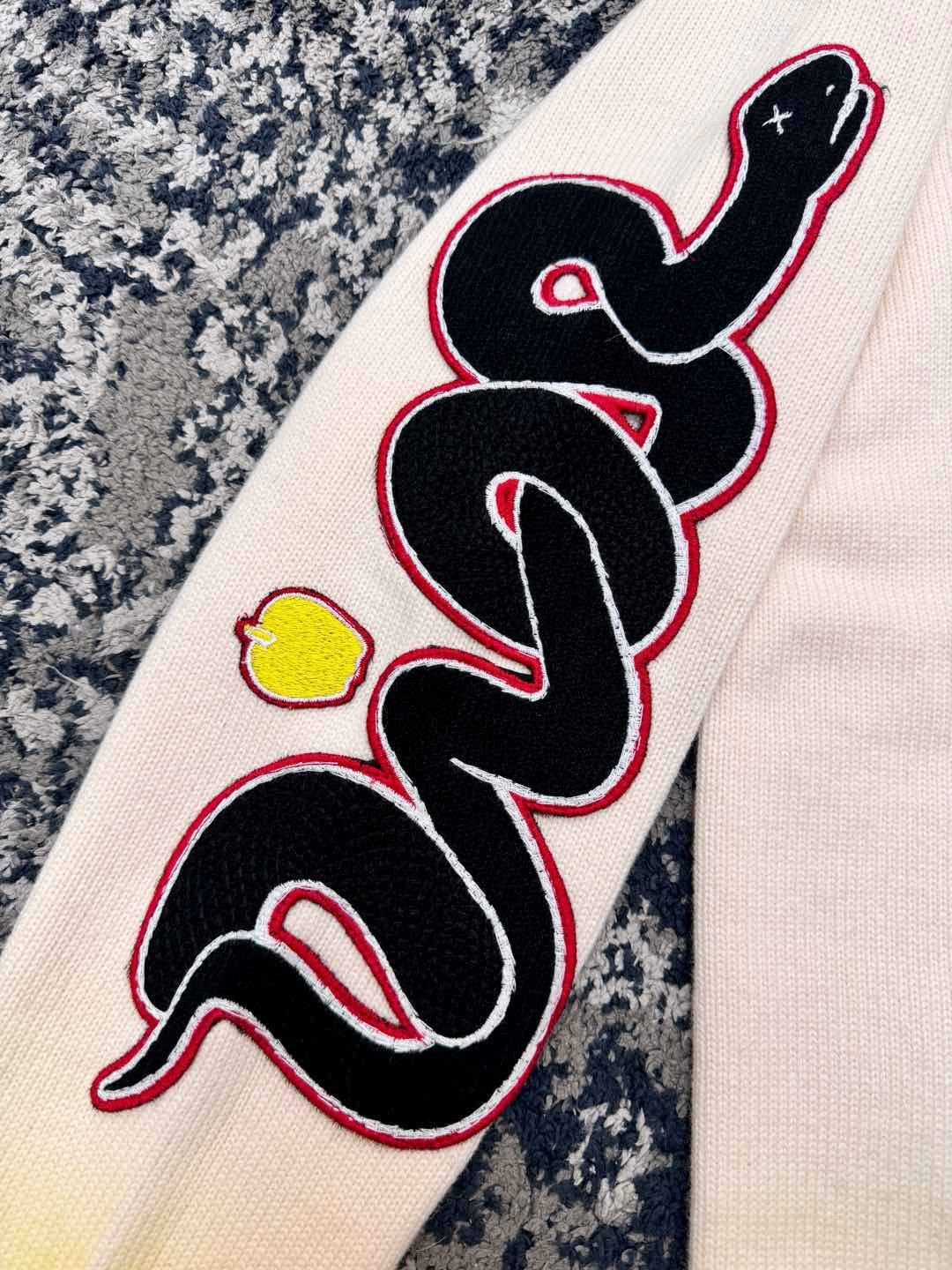 CD Sweater