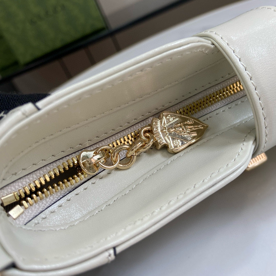GC Shoulder Bag