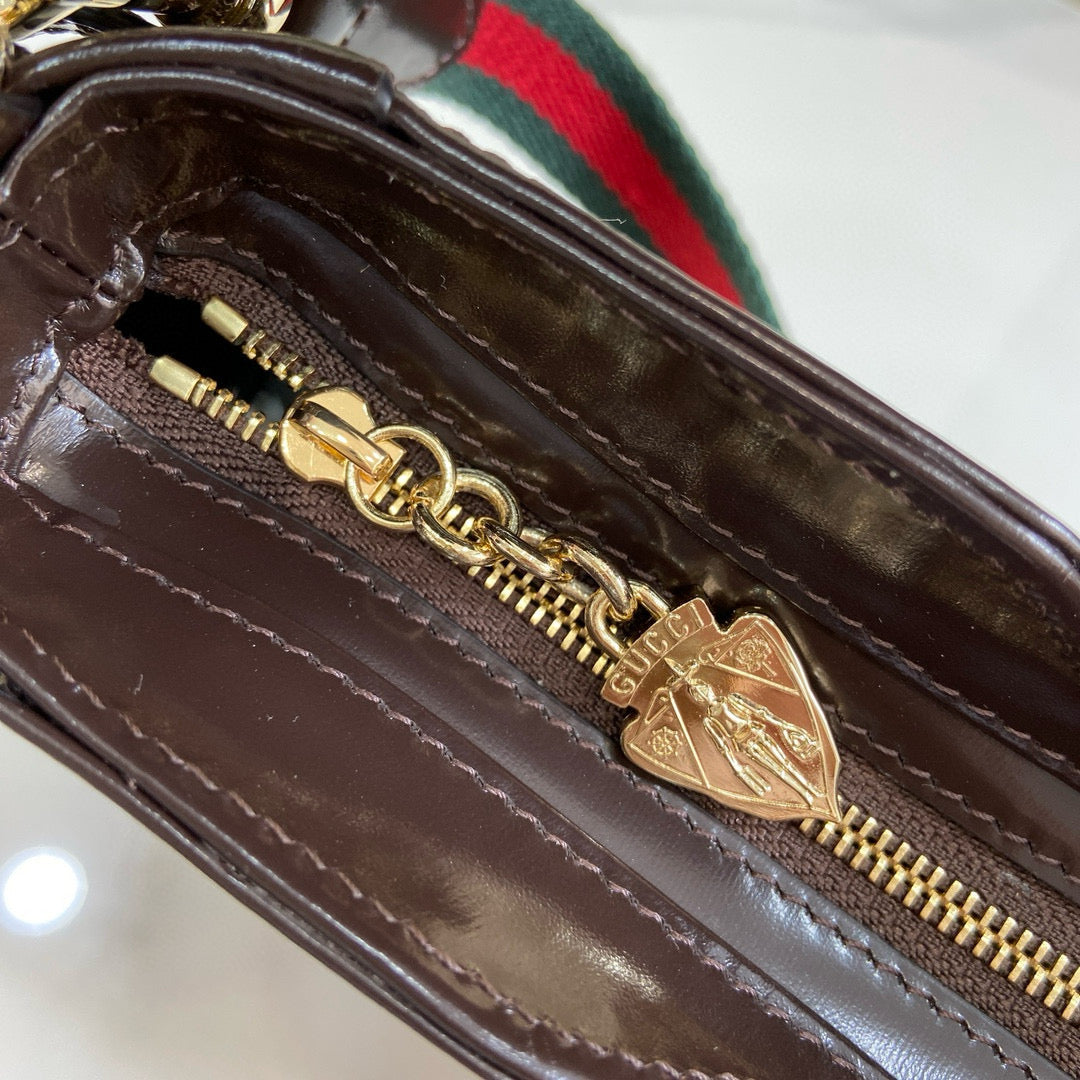 GC Shoulder Bag