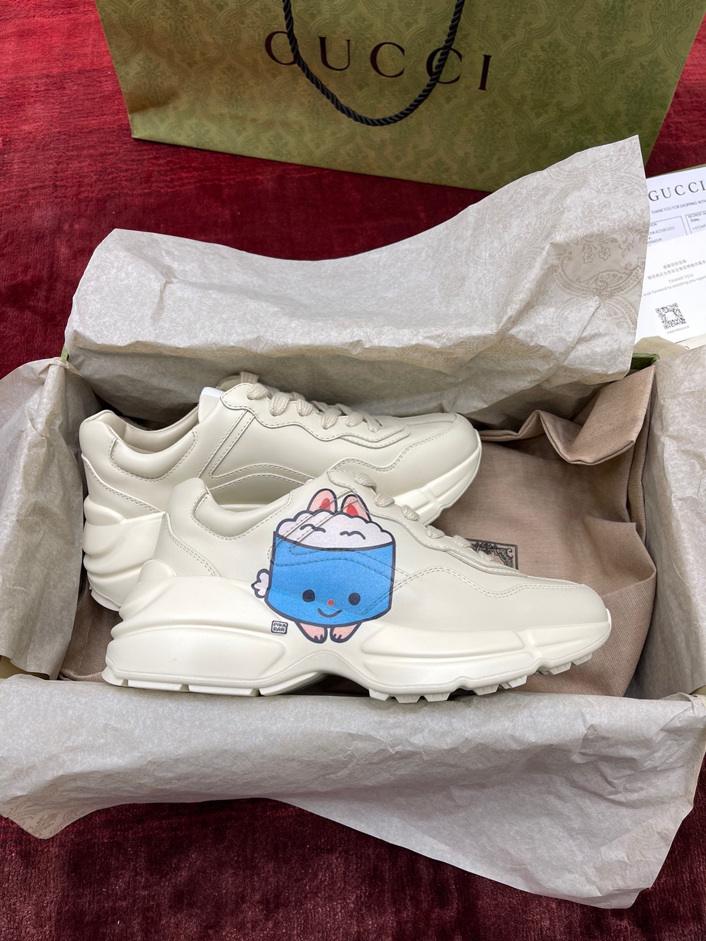Gucci Sneakers