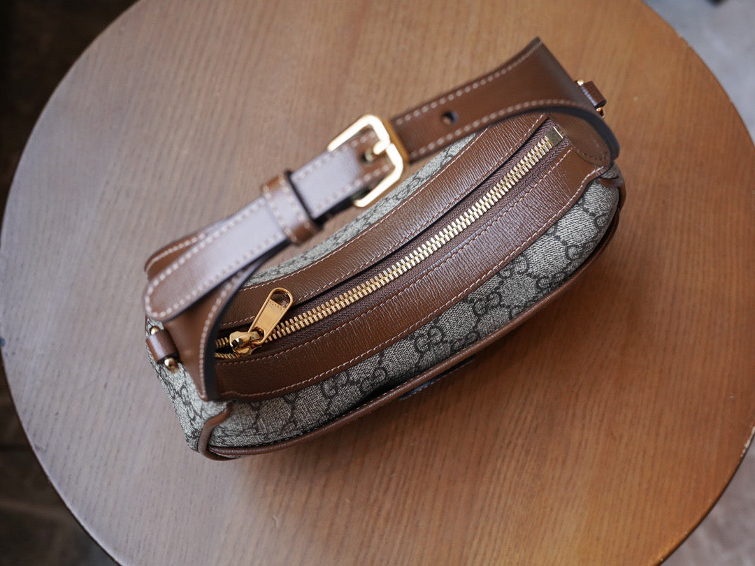 Gucci Hobo bag