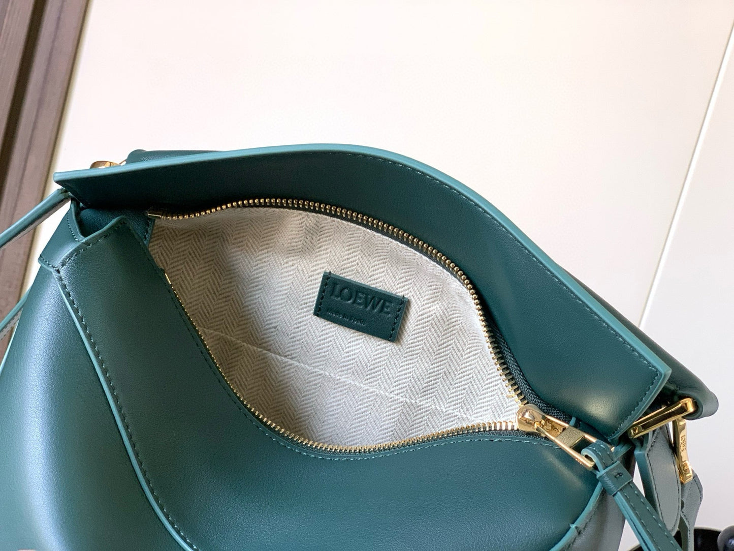 Loewe Puzzle