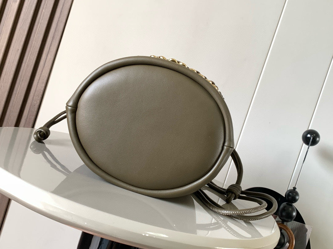 Loewe Flamenco