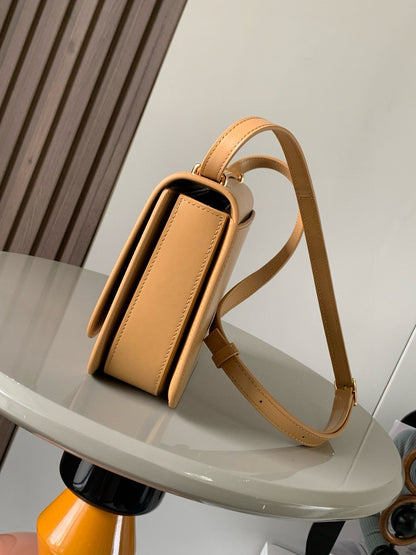 Loewe Goya Leather