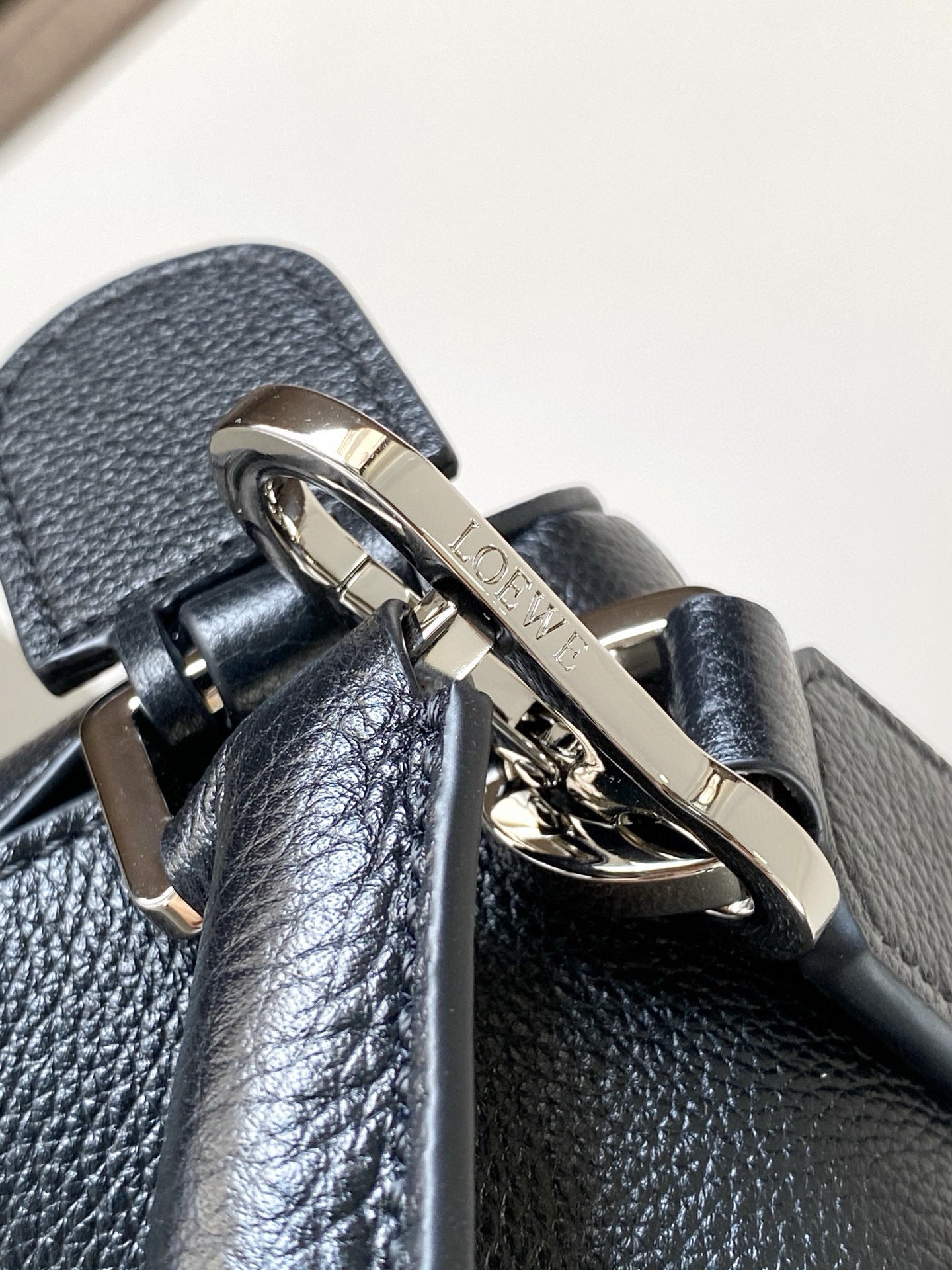 Loewe Puzzle