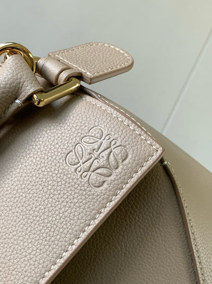 Loewe Puzzle