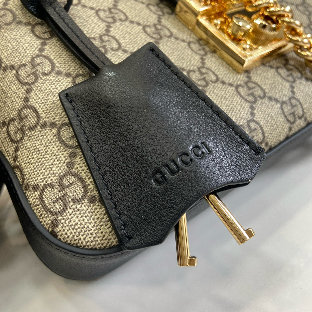 GC Padlock