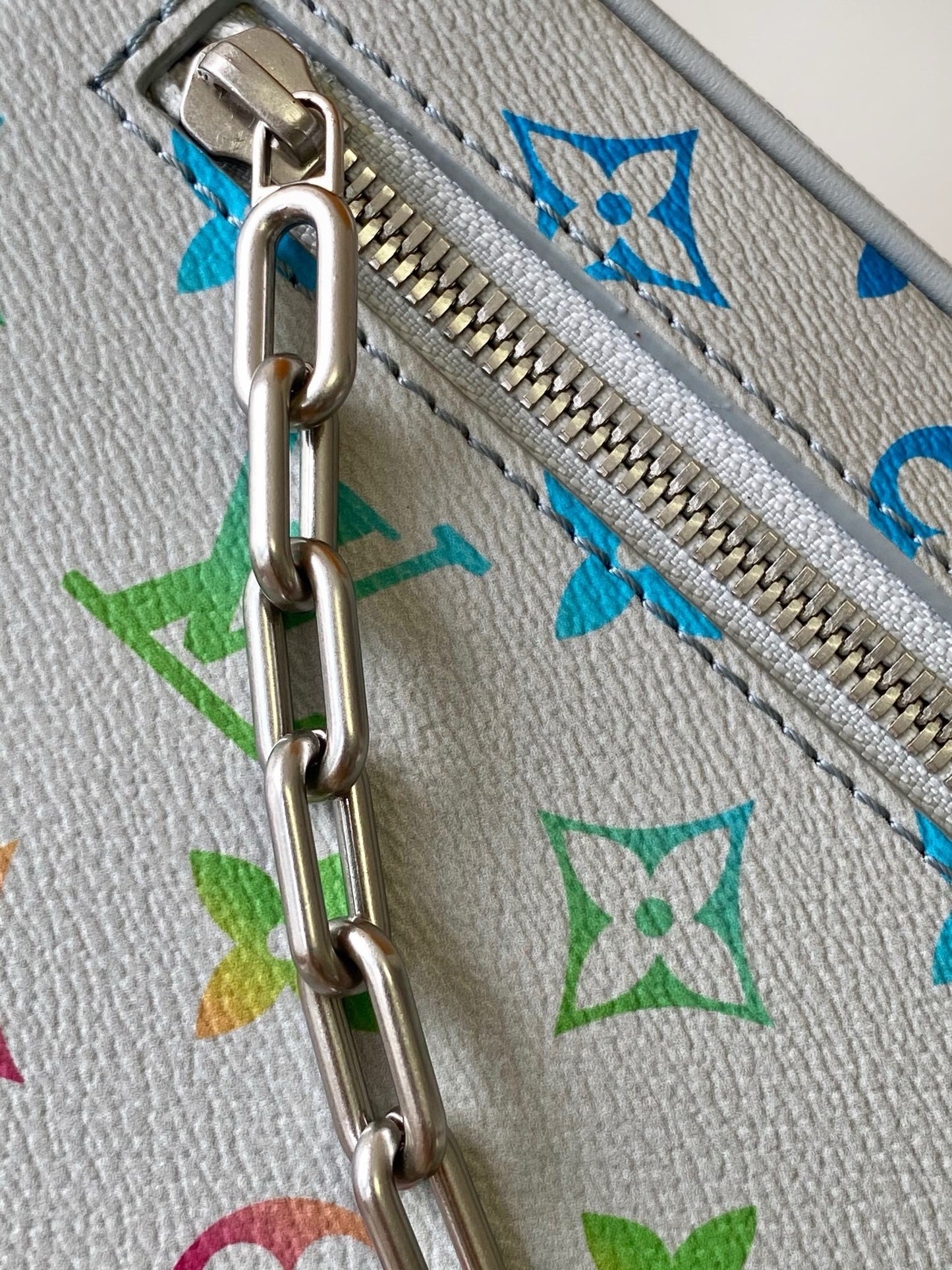 Lv soft trunk