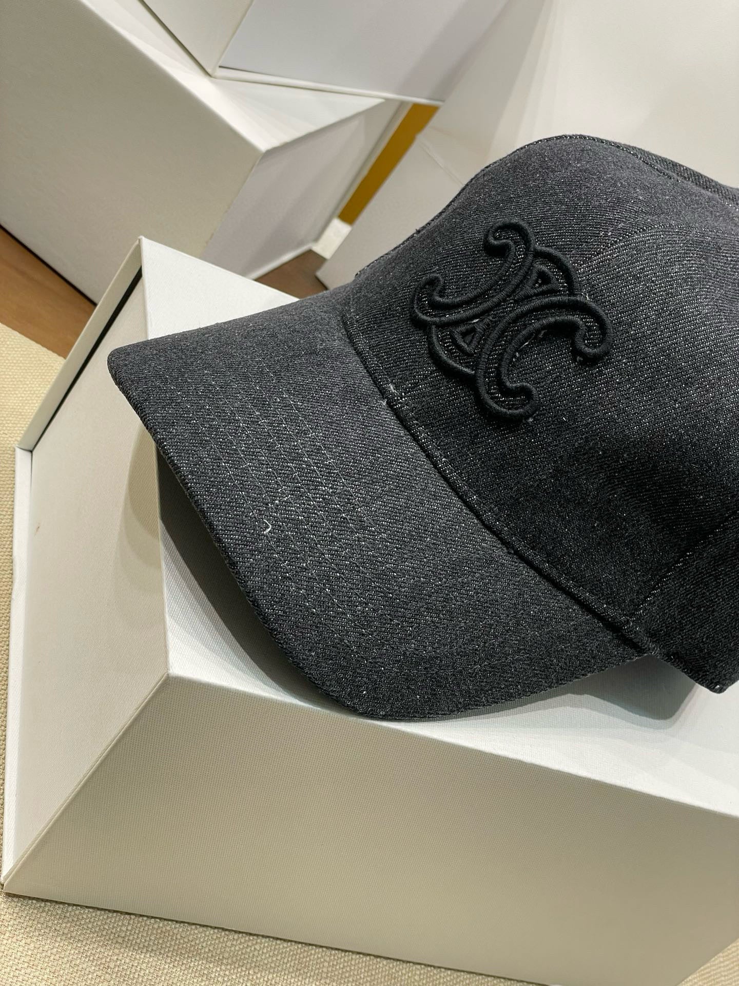 Celine Cap