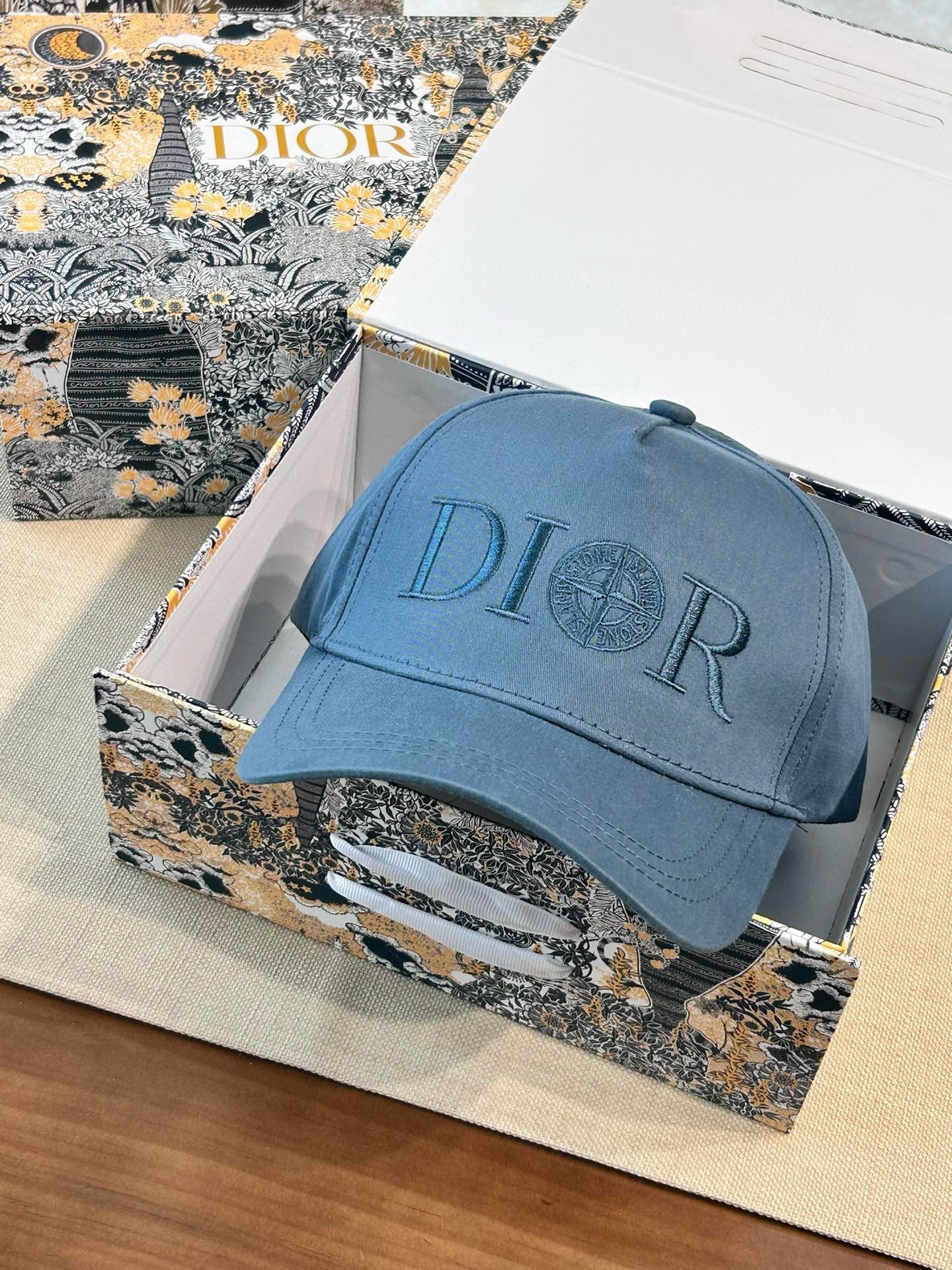 CD Cap