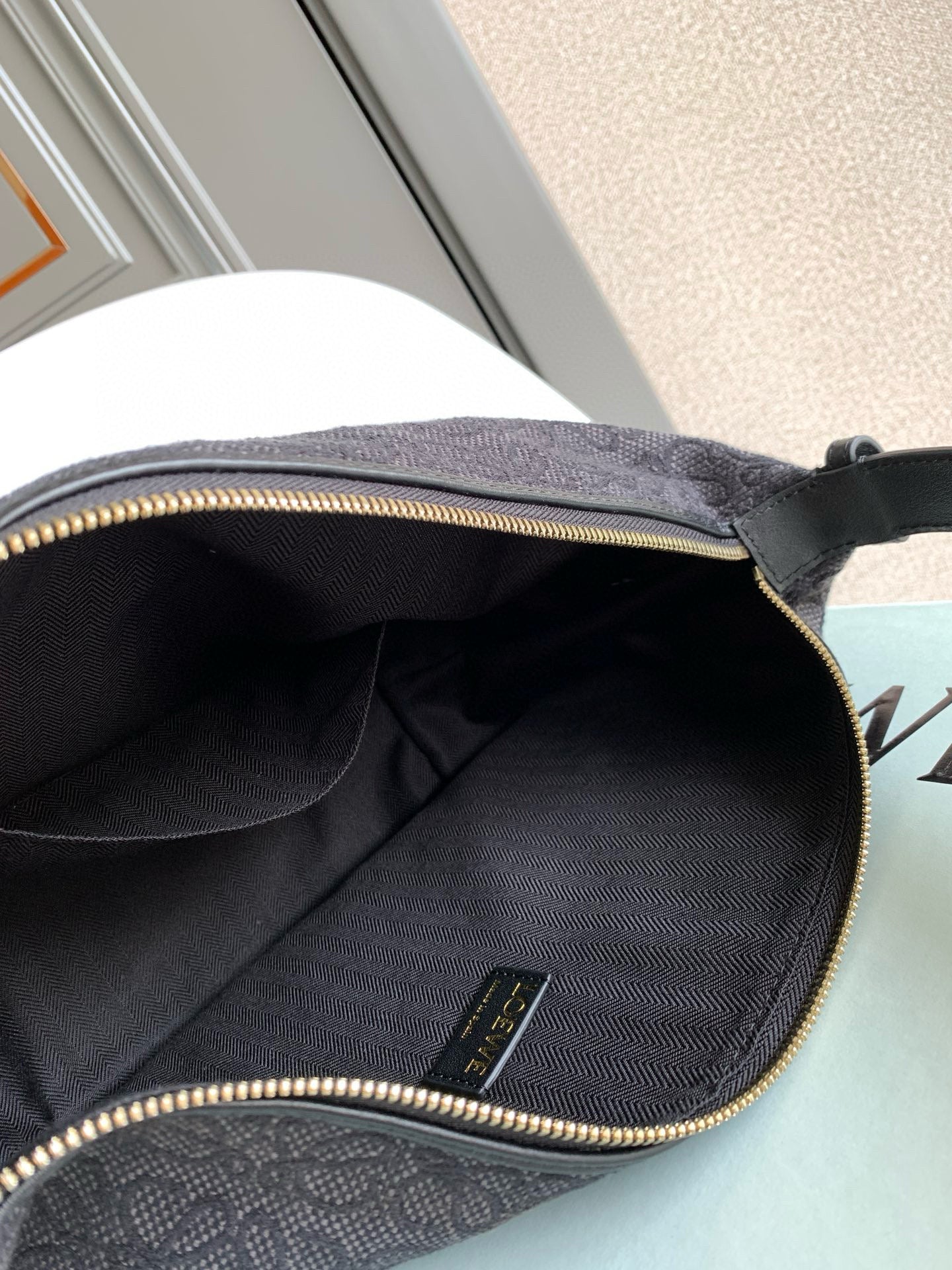Loewe Cubi