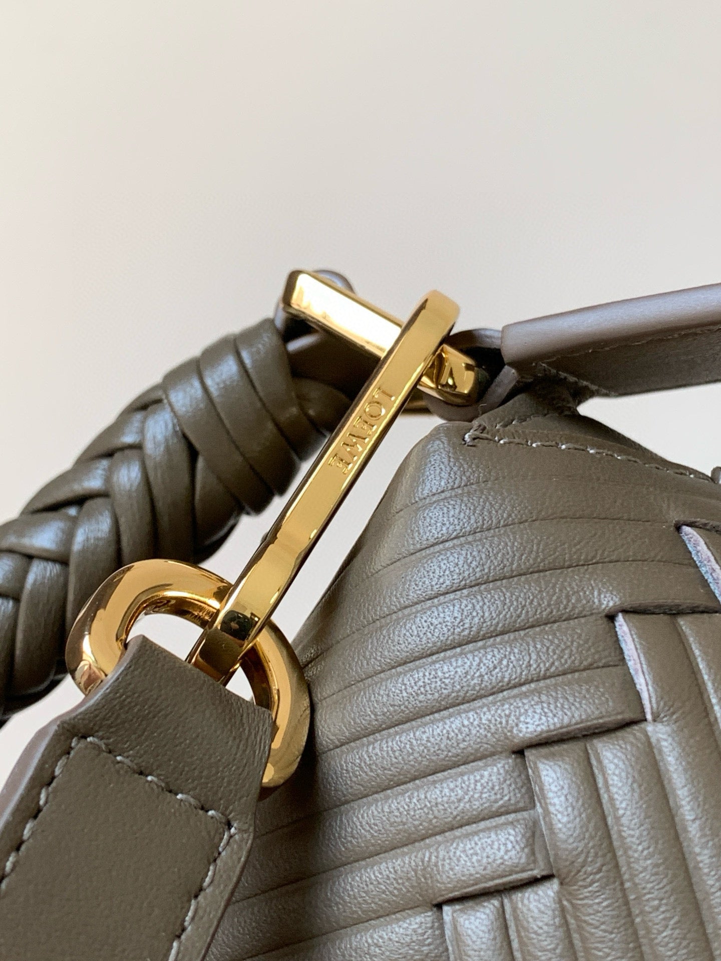 Loewe Puzzle