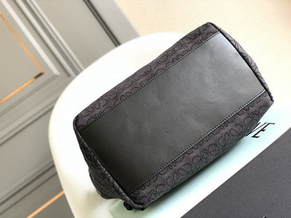 Loewe Cubi