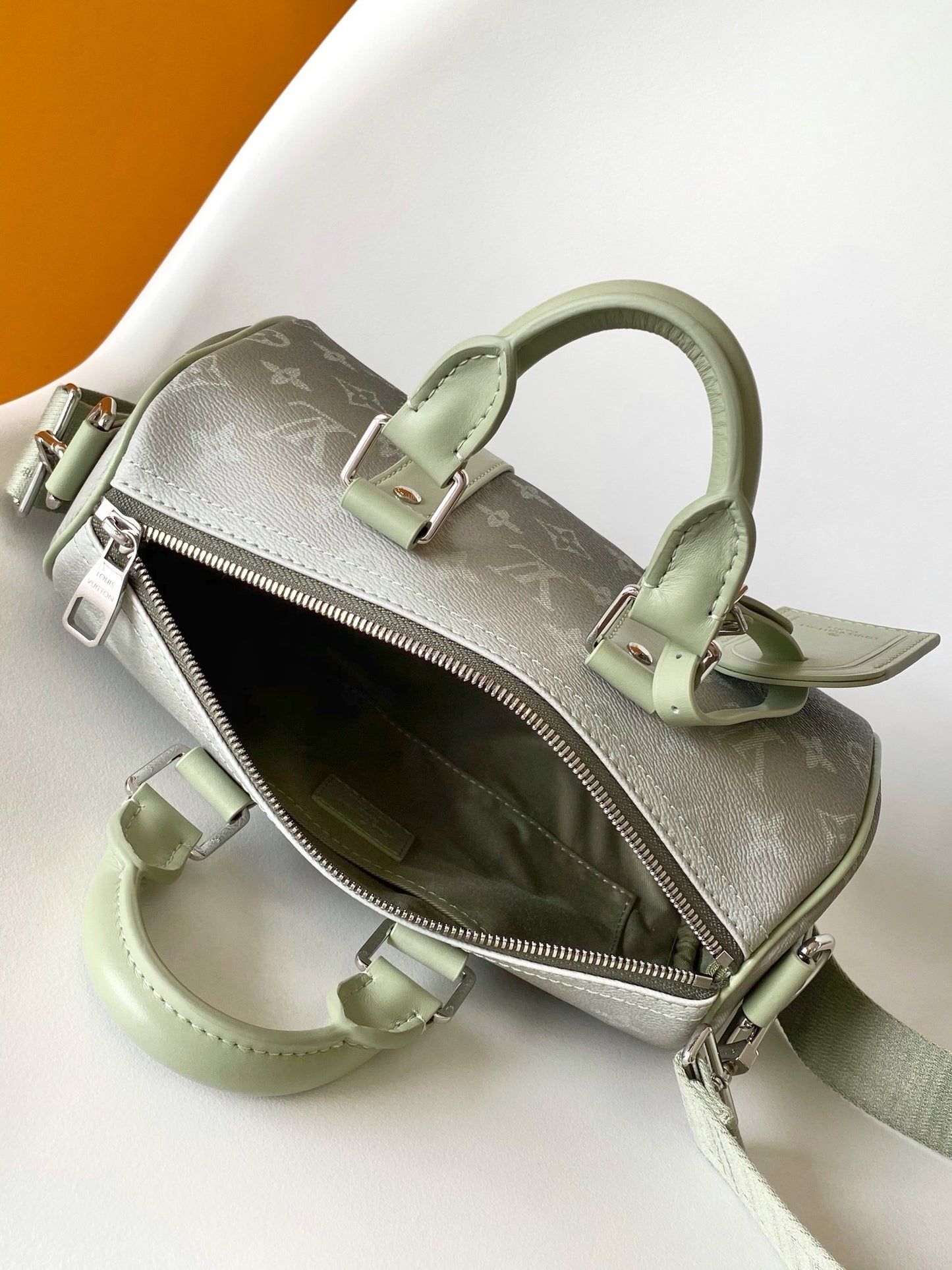 Lv keepall 25
