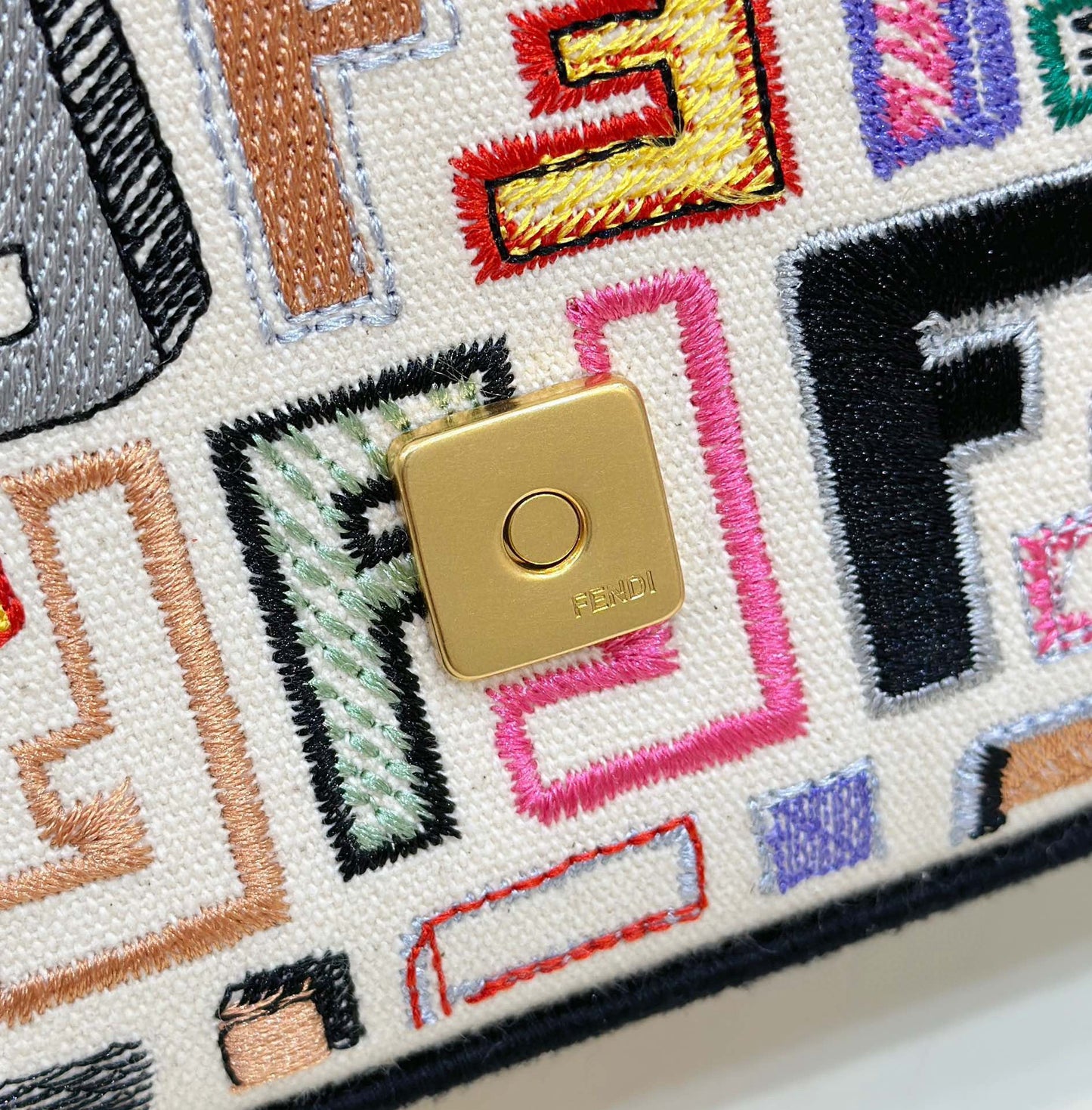 Fendi Baguette