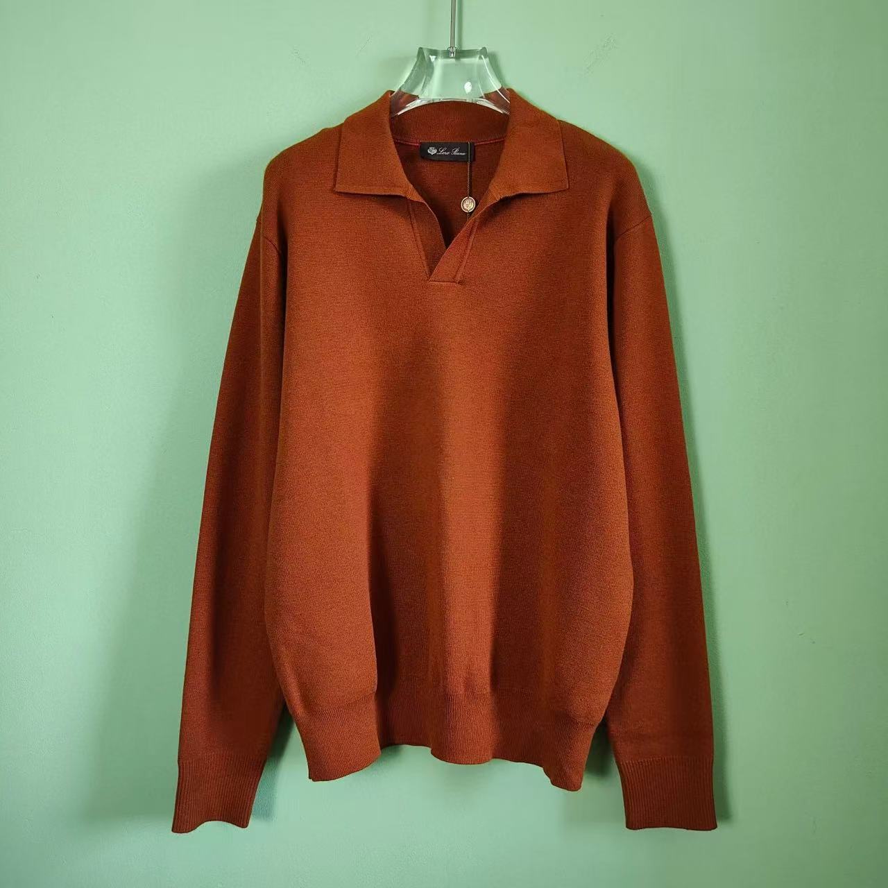 LP Sweater (Chest 108)