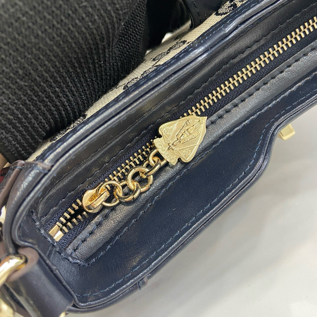 GC Shoulder Bag