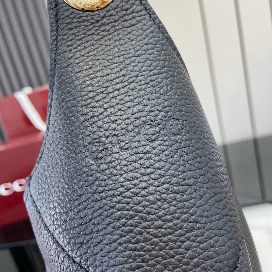 GC Shoulder Bag