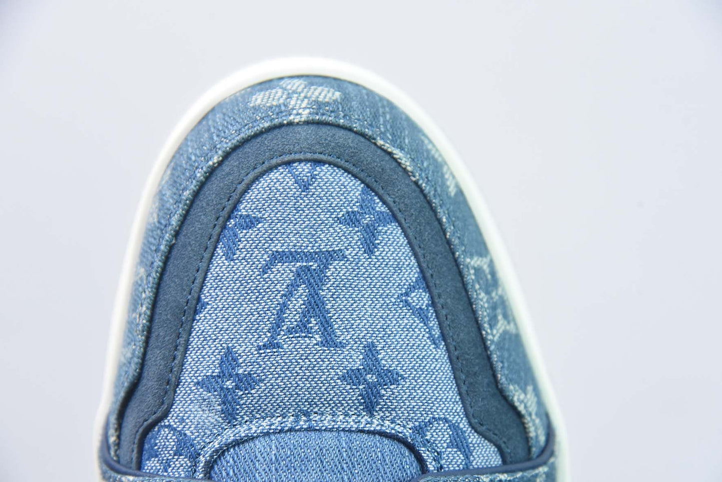 Louis Vuitton Trainer Sneakers