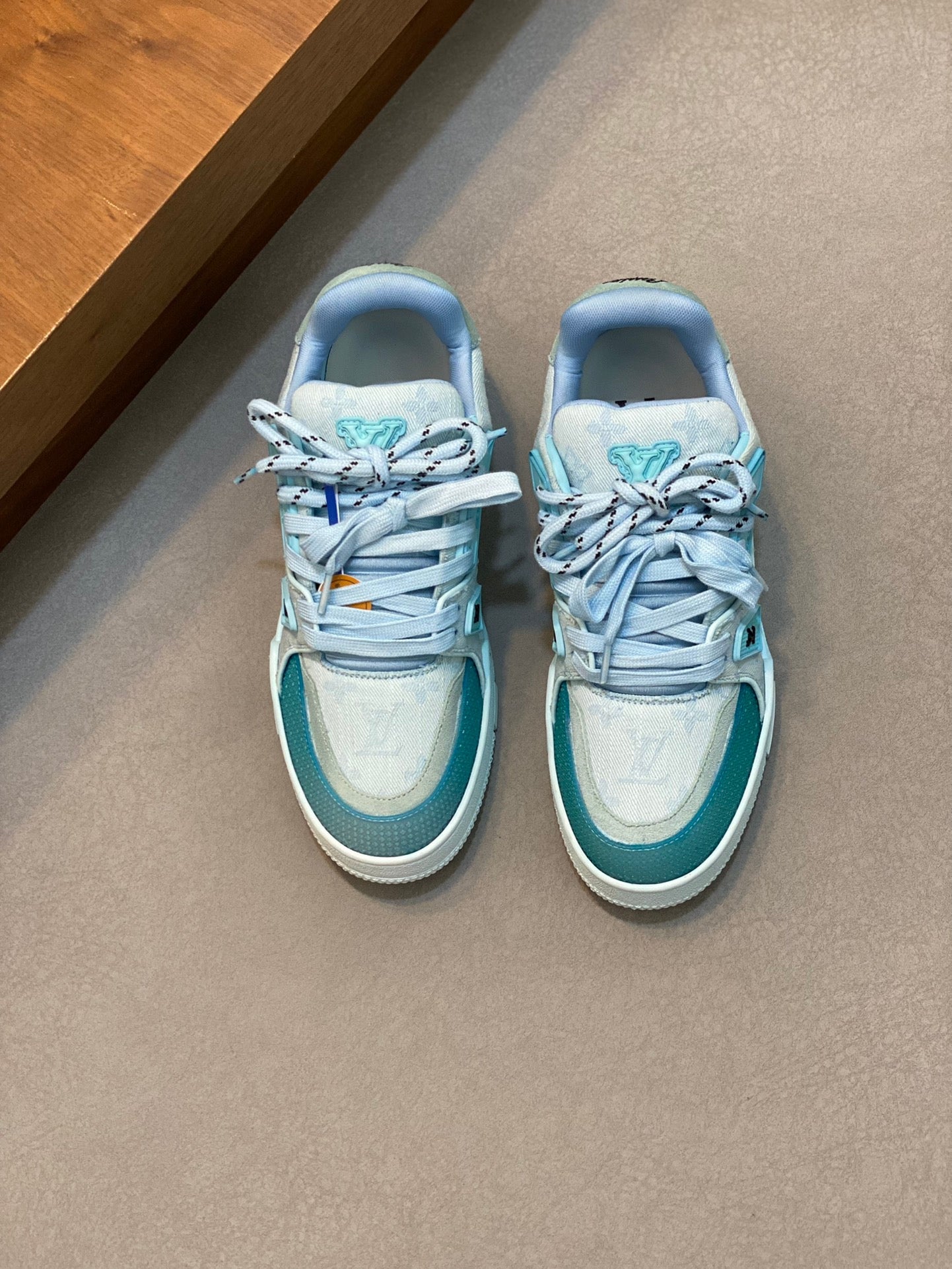 Louis Vuitton Trainer Maxi