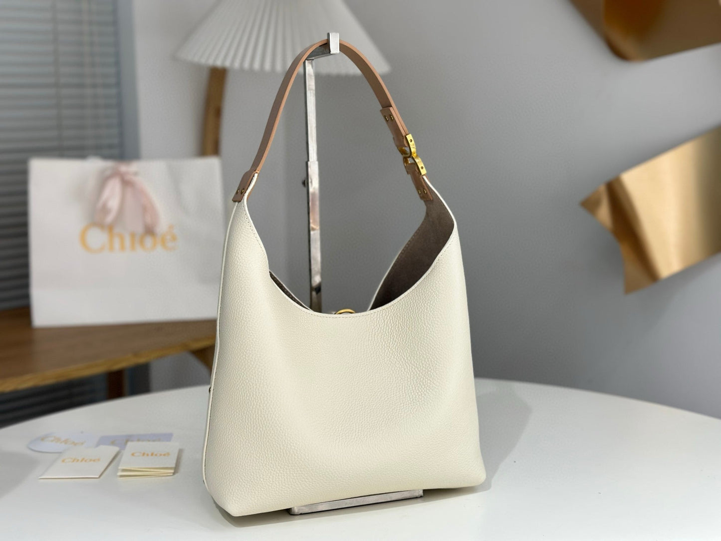 Chloe Marcie Hobo