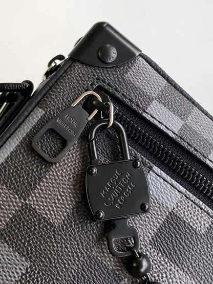 Lv soft trunk