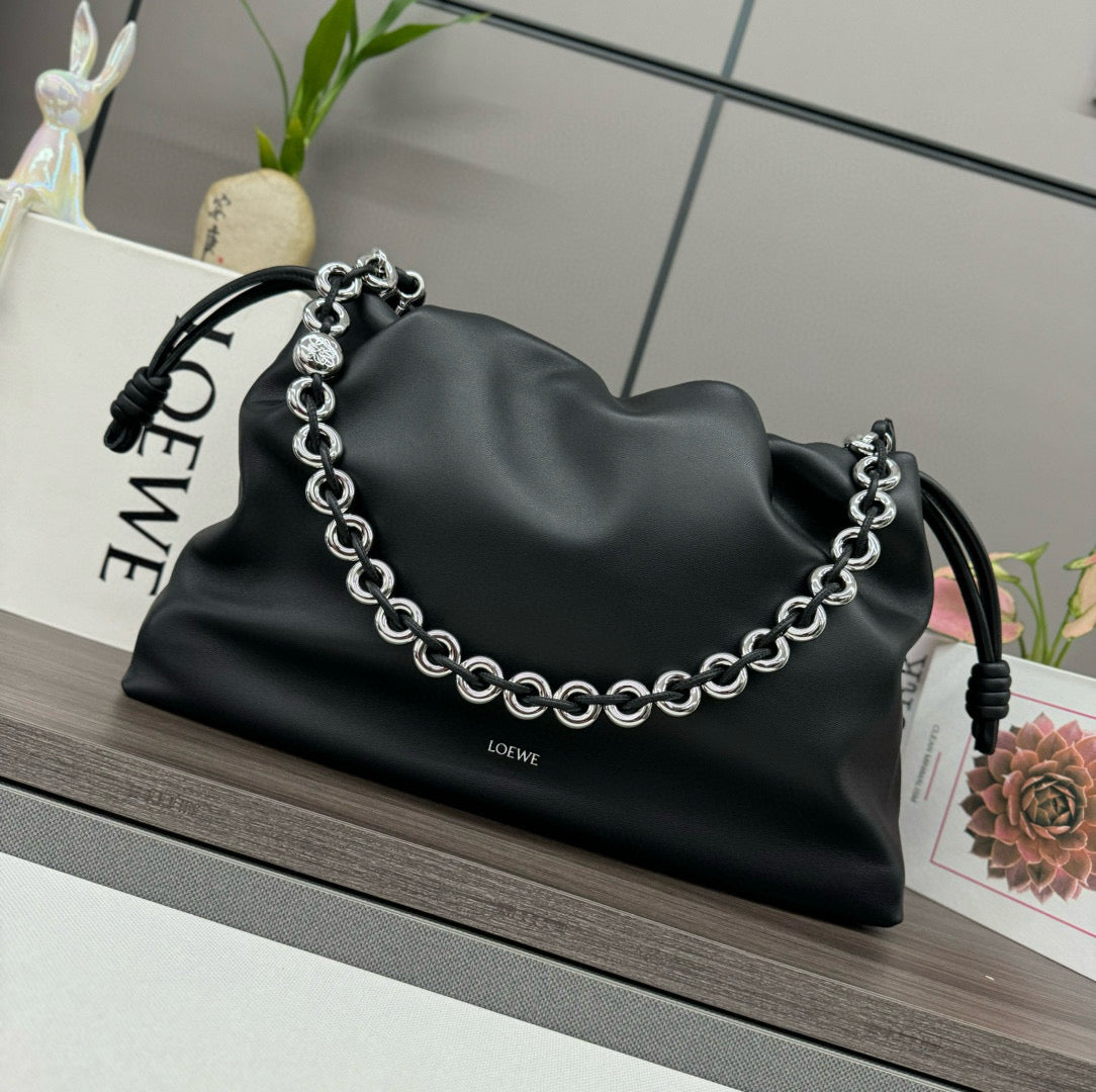 Loewe Flamenco