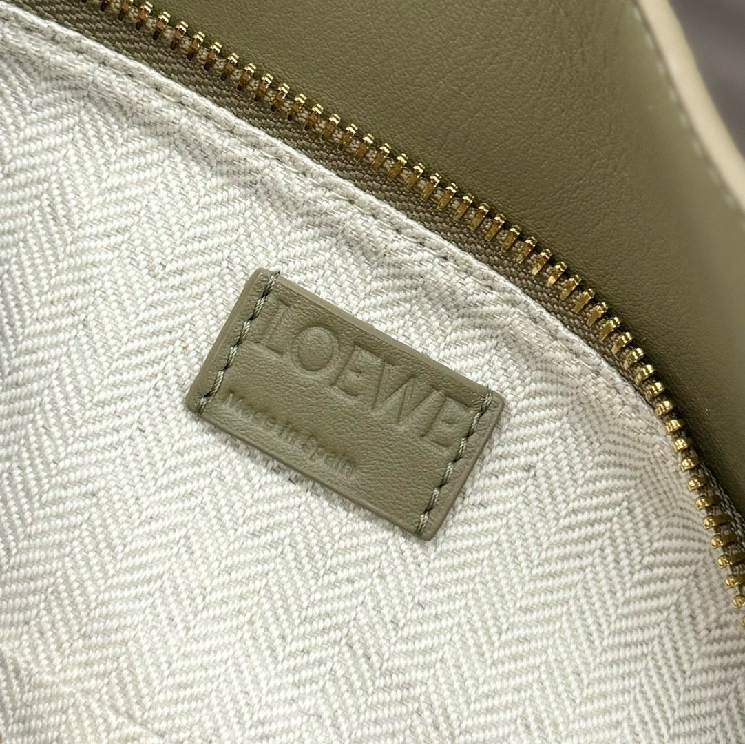 Loewe Puzzle