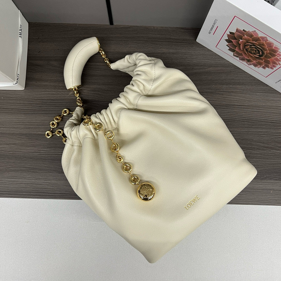 Loewe Squeeze Purse