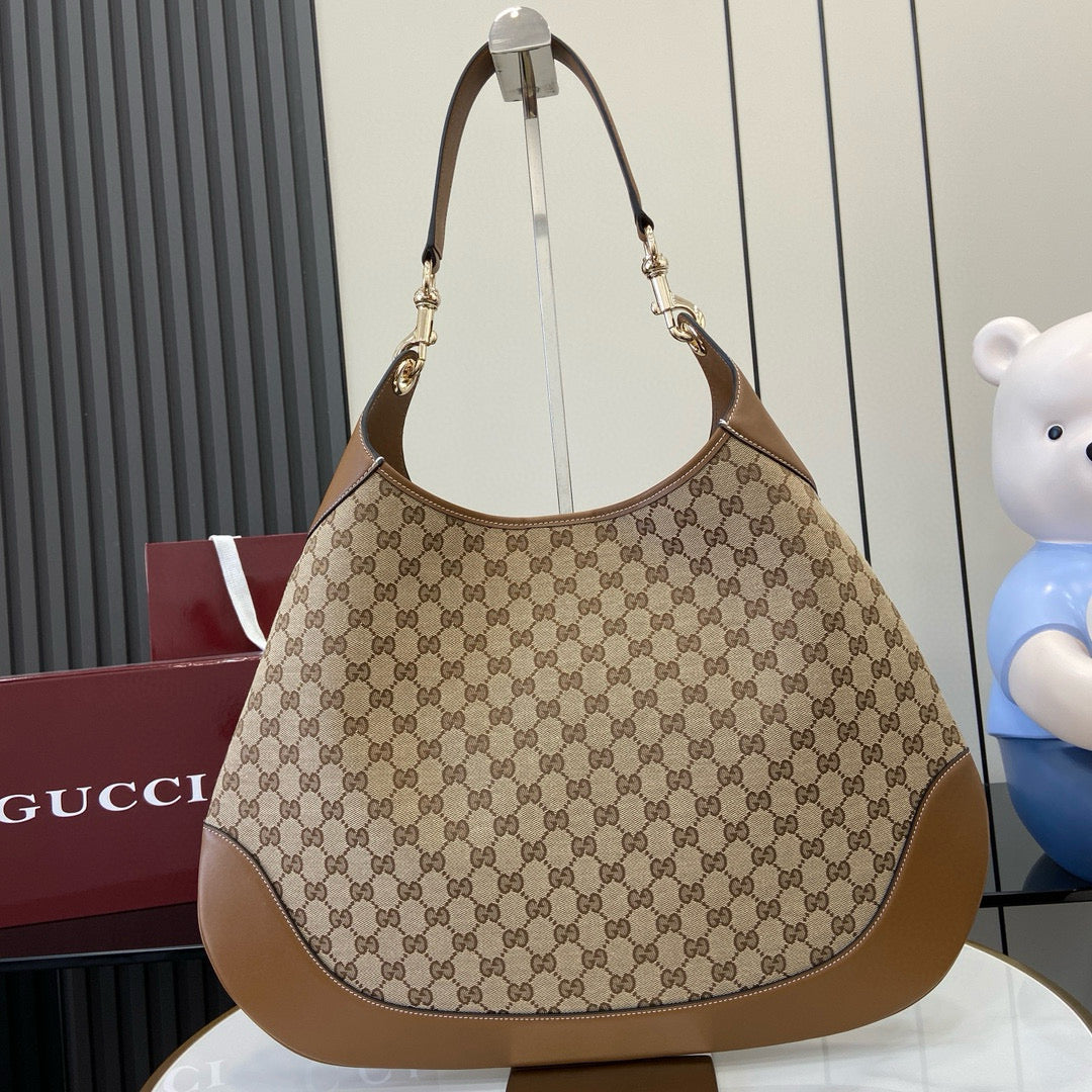 GC Shoulder Bag