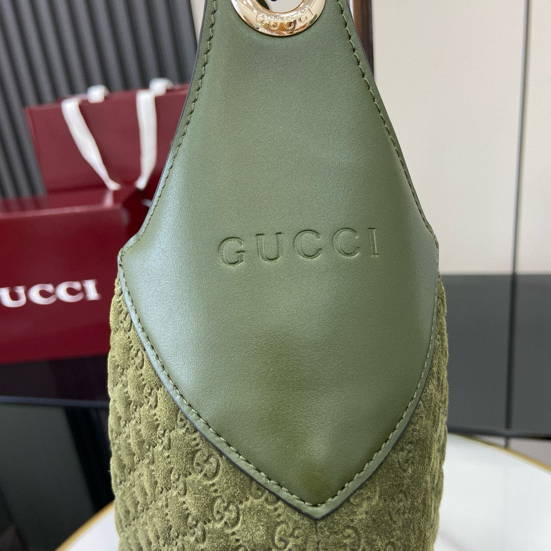 GC Shoulder Bag
