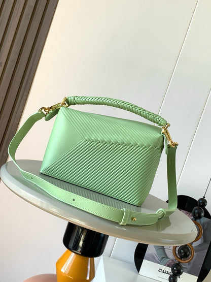 Loewe Puzzle