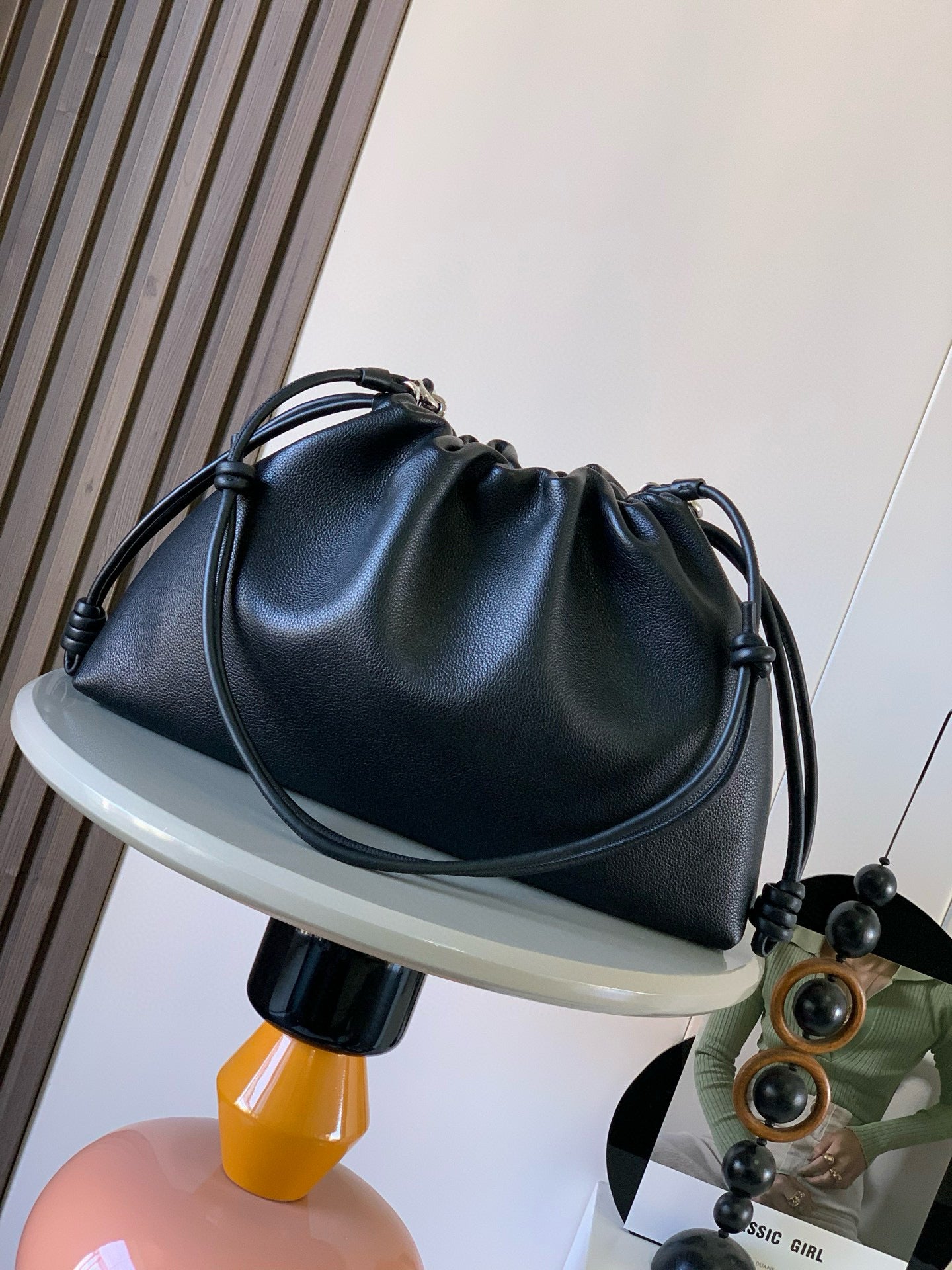 Loewe Flamenco