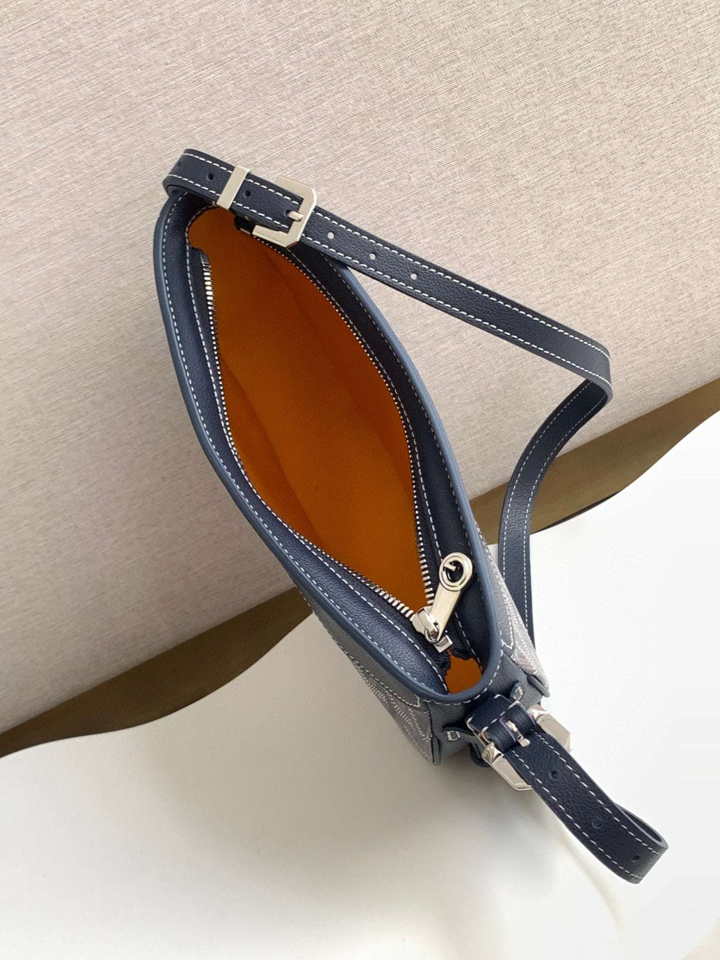 Goyard Hirondelle