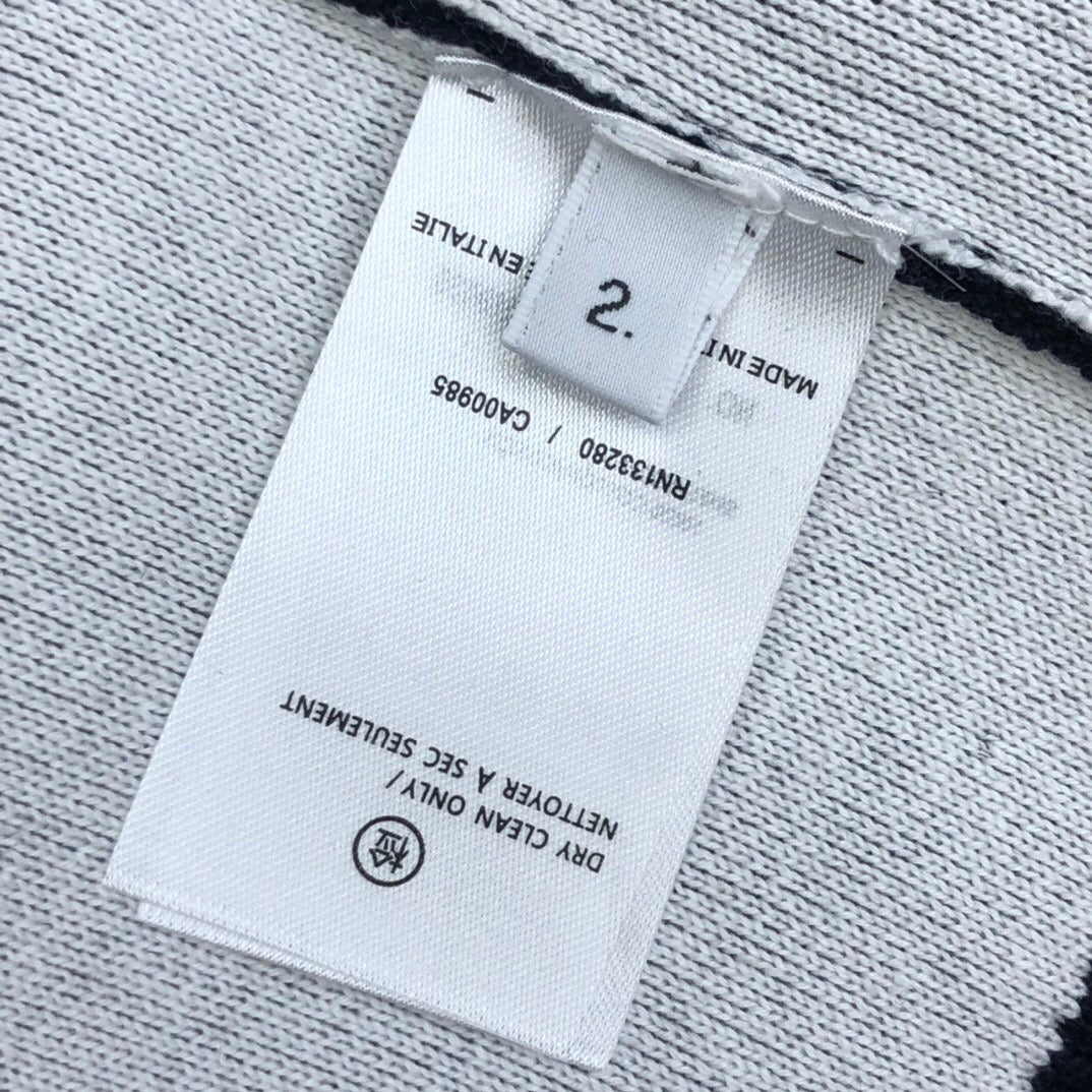 TH Sweater