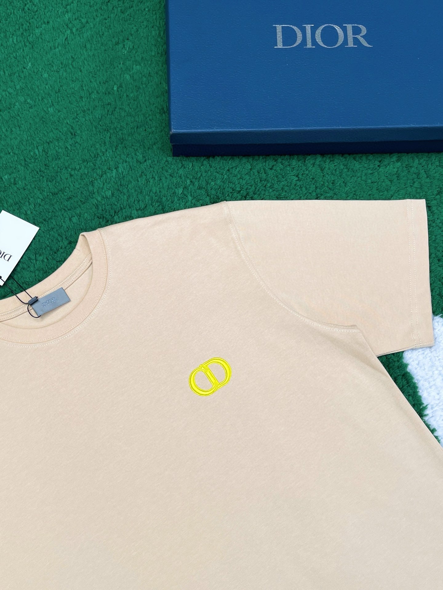 CD T-shirt