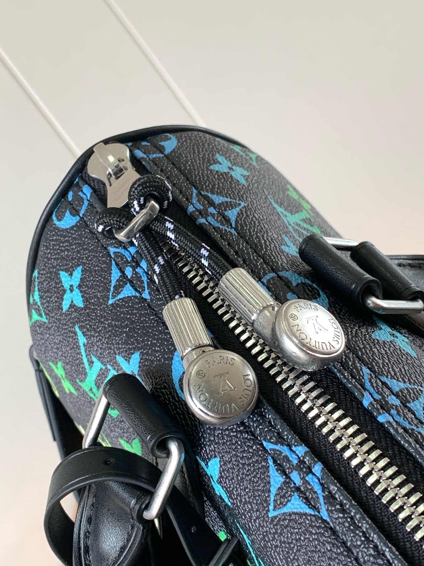 Lv keepall 25