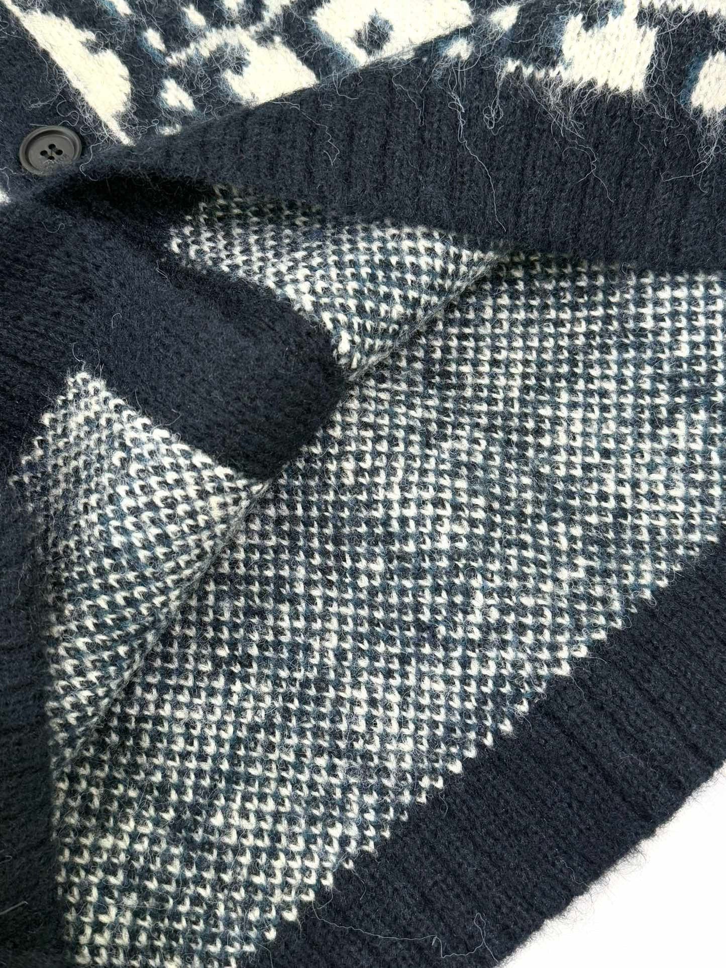 CD Cardigan