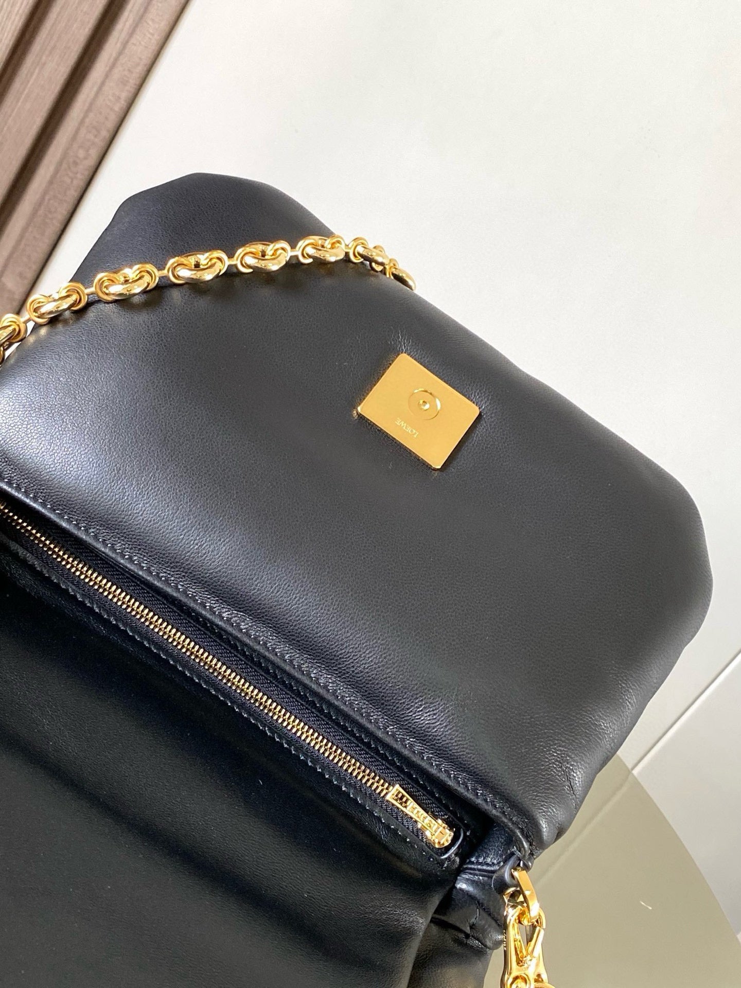 Loewe Goya Puffer