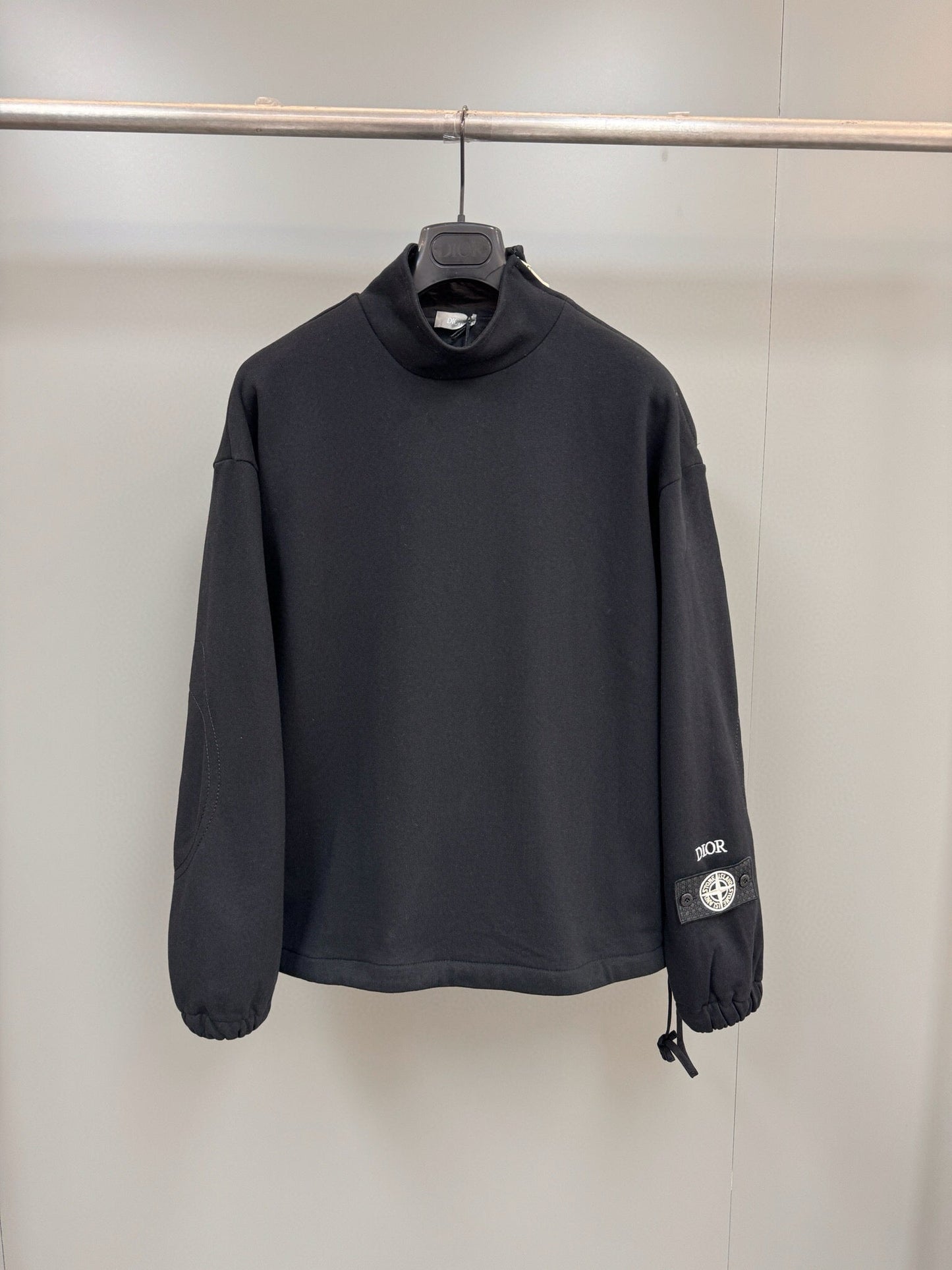 CD Sweater