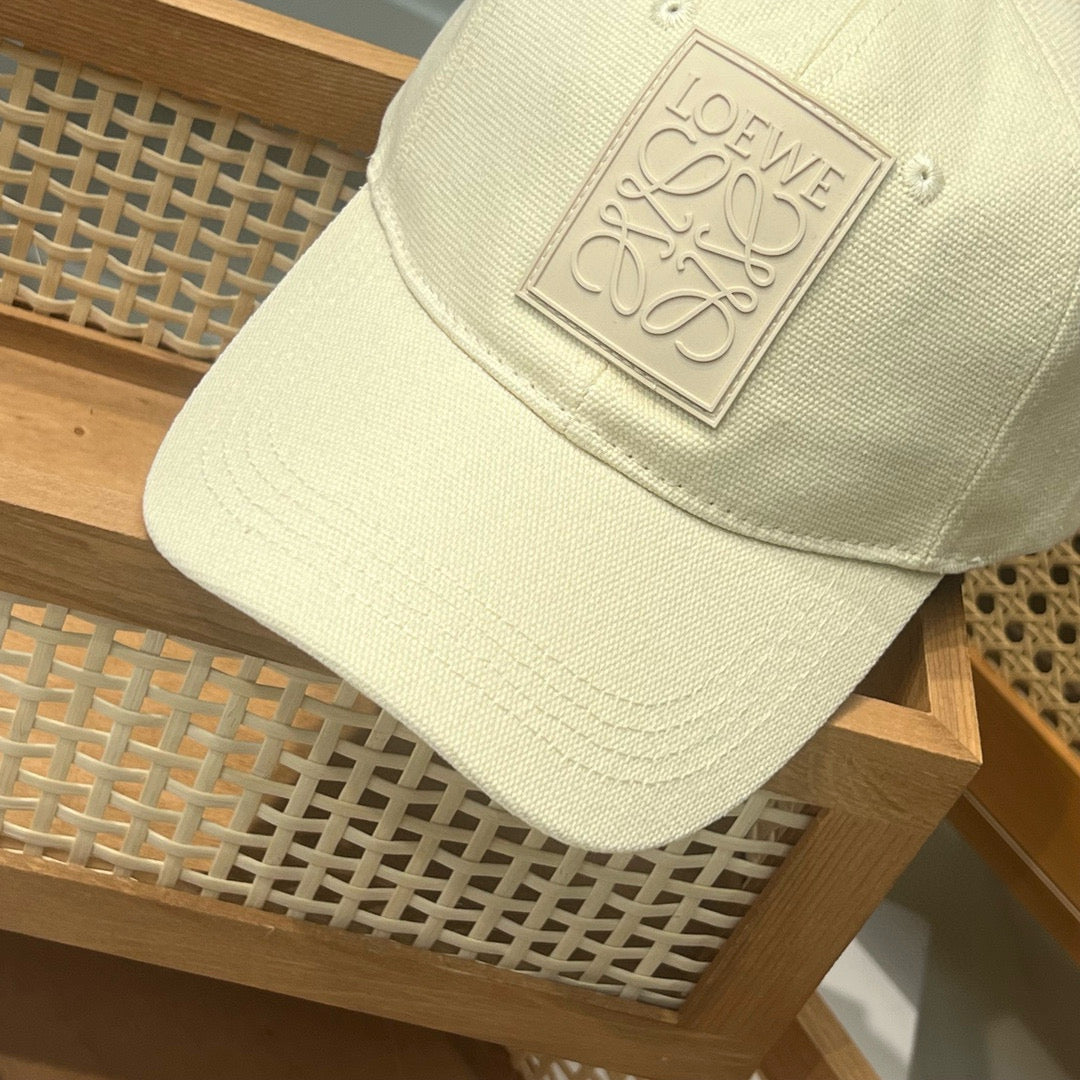 Loewe Cap