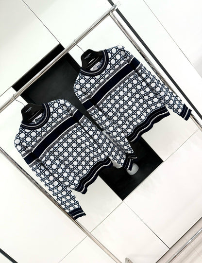 CD Sweater