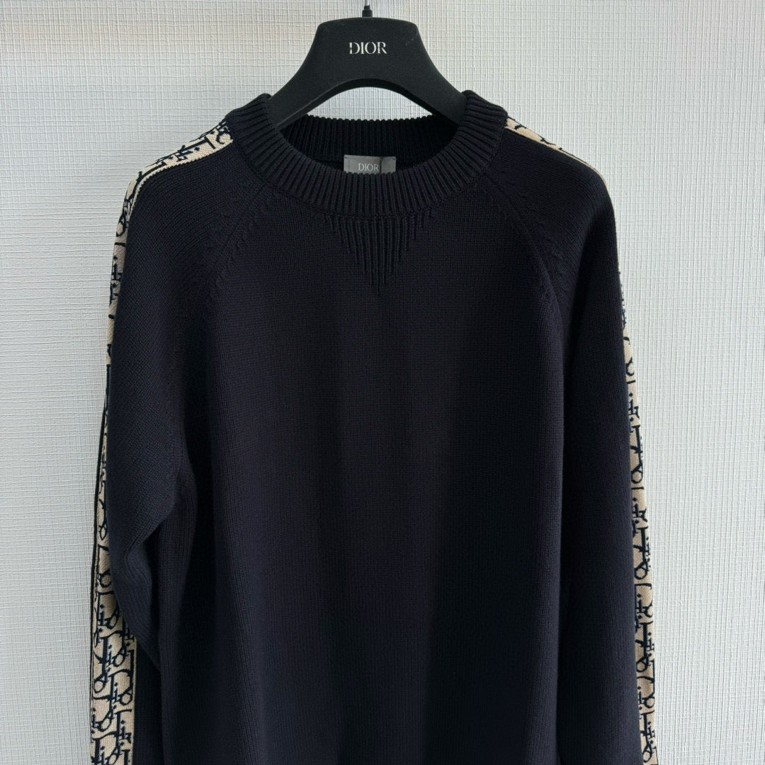 CD Sweater