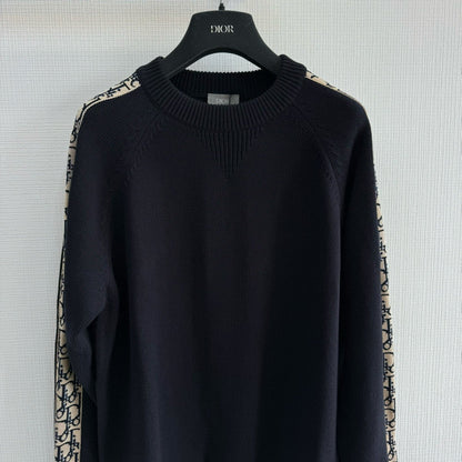 CD Sweater