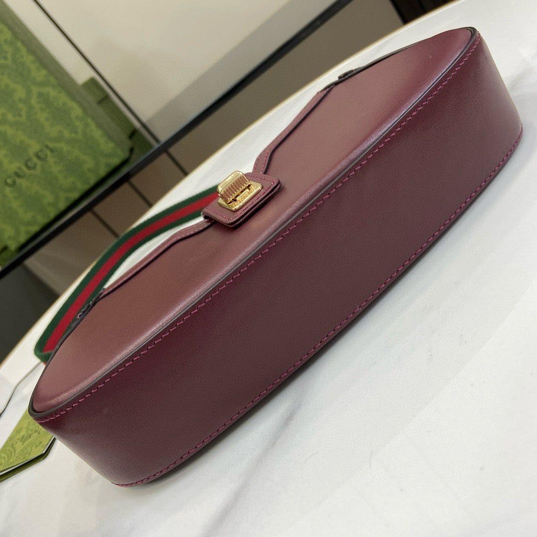 GC Shoulder Bag